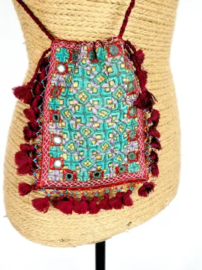 Embroidered Purse 07