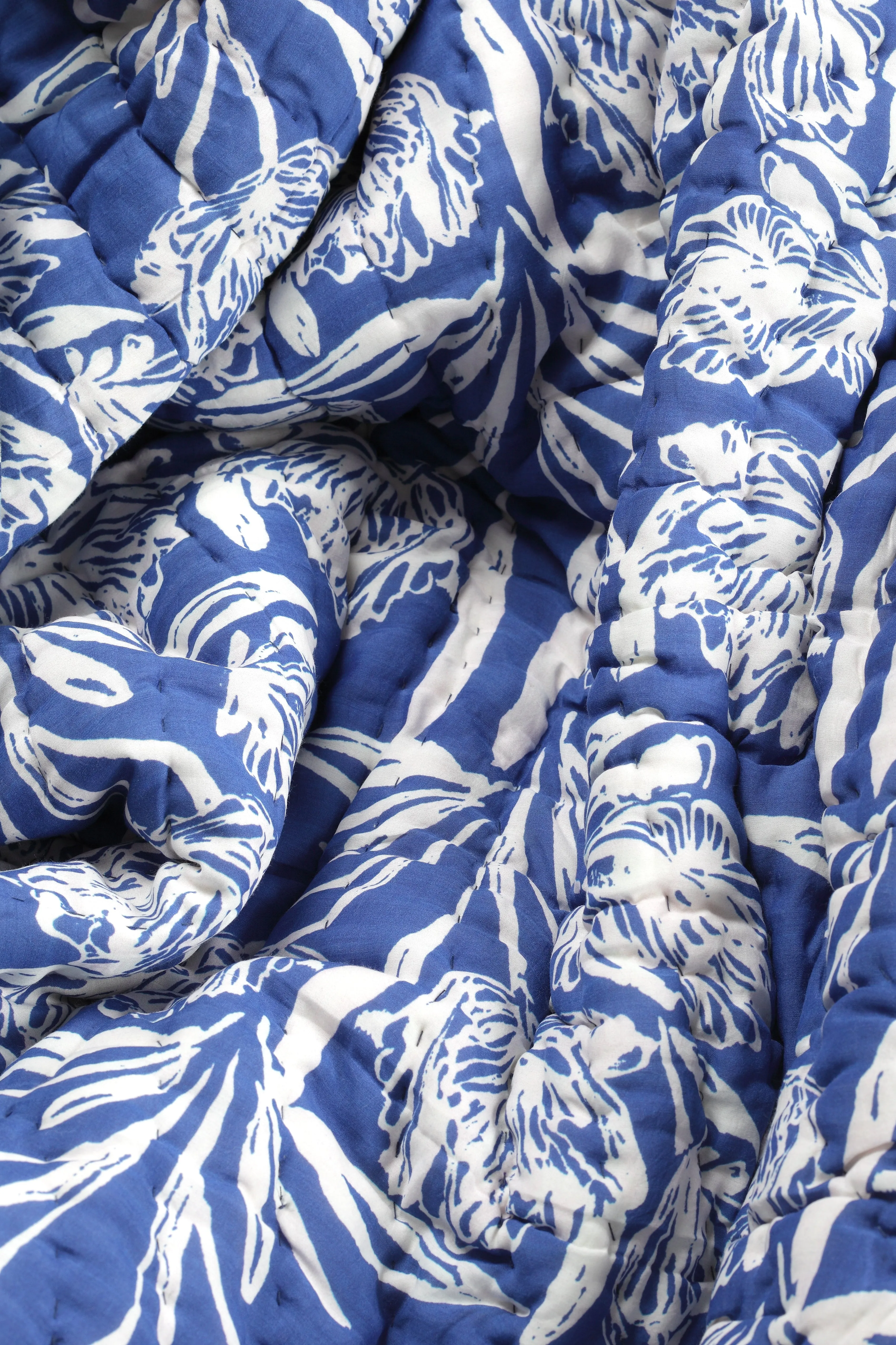 KALP PUSHP HIMALAYAN BUTTERFLY Silk Cotton Reversible Quilt
