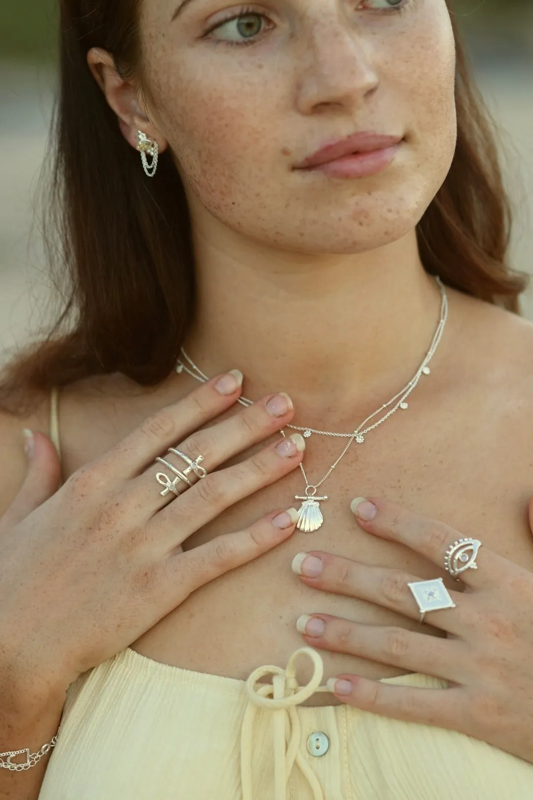 Mira Silver Shell Necklace