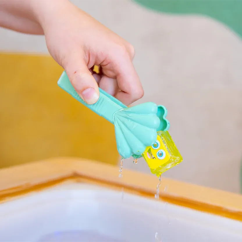 *NEW* Glo Pals Pick-Up Pals Sensory Tools