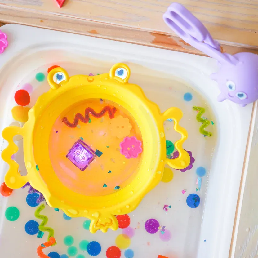 *NEW* Glo Pals Pick-Up Pals Sensory Tools