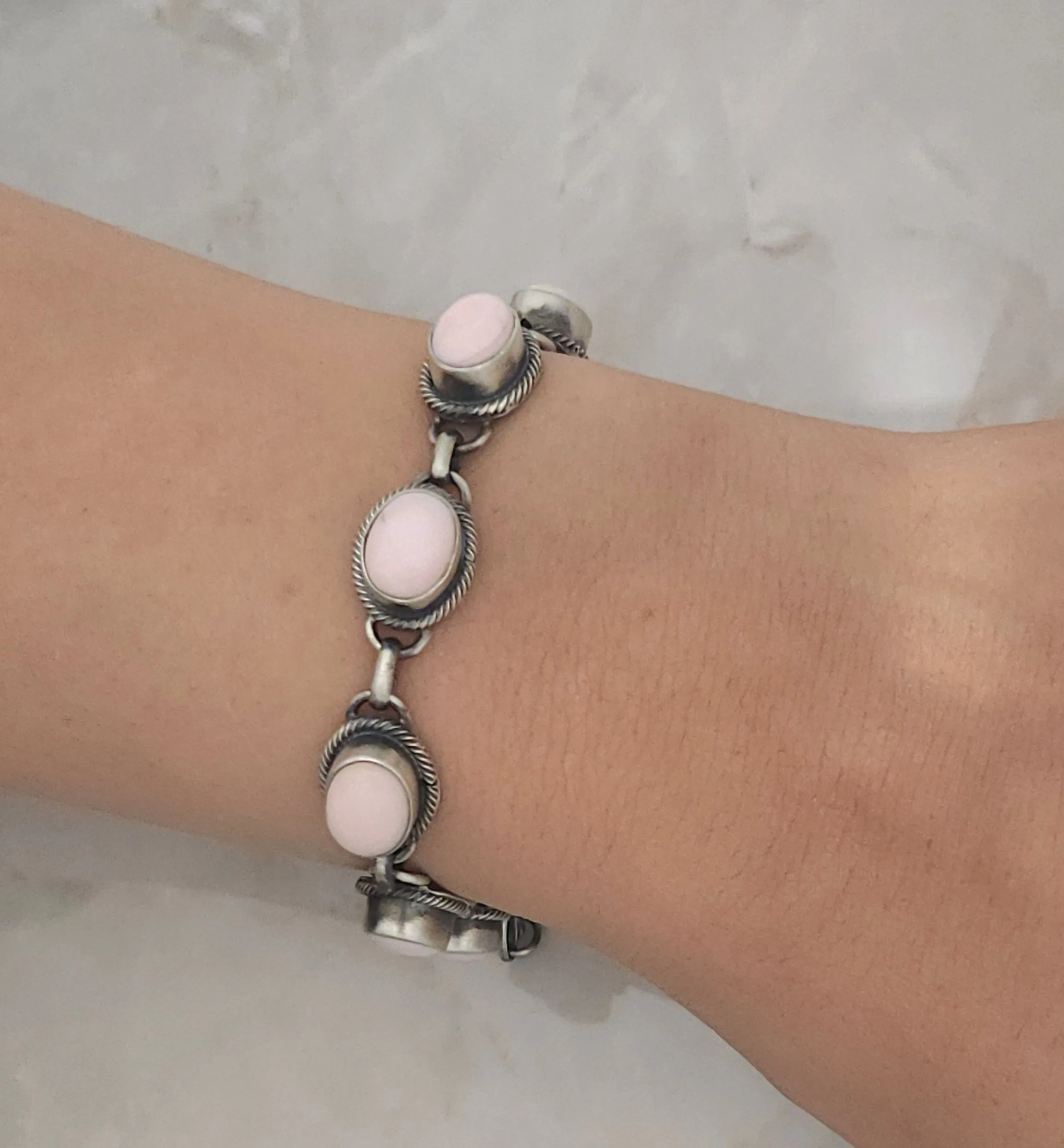 Stamped Sterling Silver Pink Conch Shell Link Bracelet